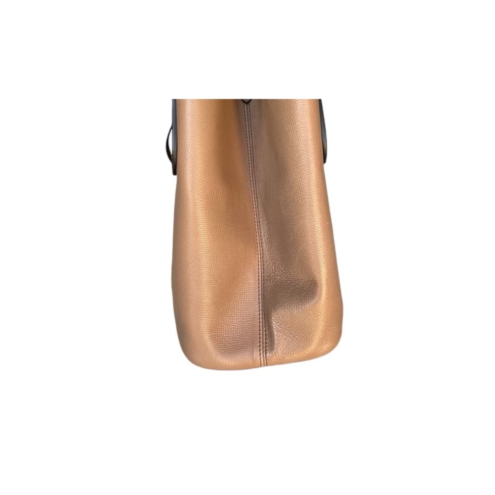 Burberry Tan Honeybrook Derby Medium Tote - Picture 2 of 14